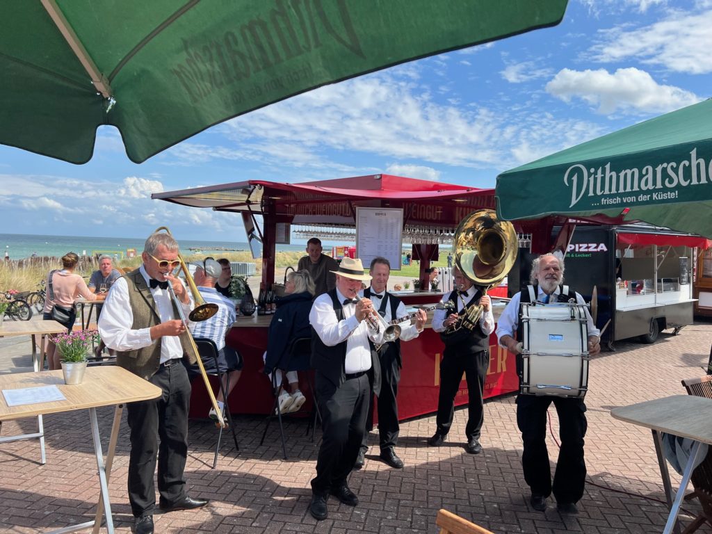 Das Weinfest am Schönberger Strand – Ein Genuss für alle Sinne