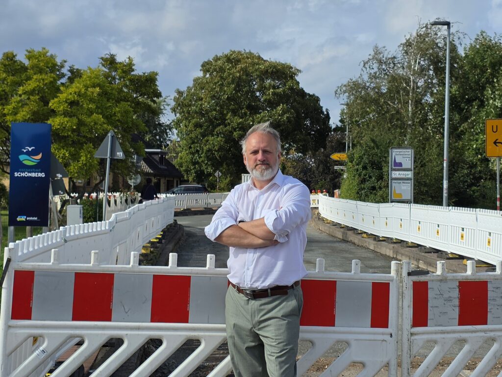 Gemeinde Schönberg fordert Kreis Plön zur weiteren Sanierung der K13 in Schönberg auf – erster Teilabschnitt `Große Mühlenstraße´ wird bis zum 21.09. durch die Gemeinde selbst saniert